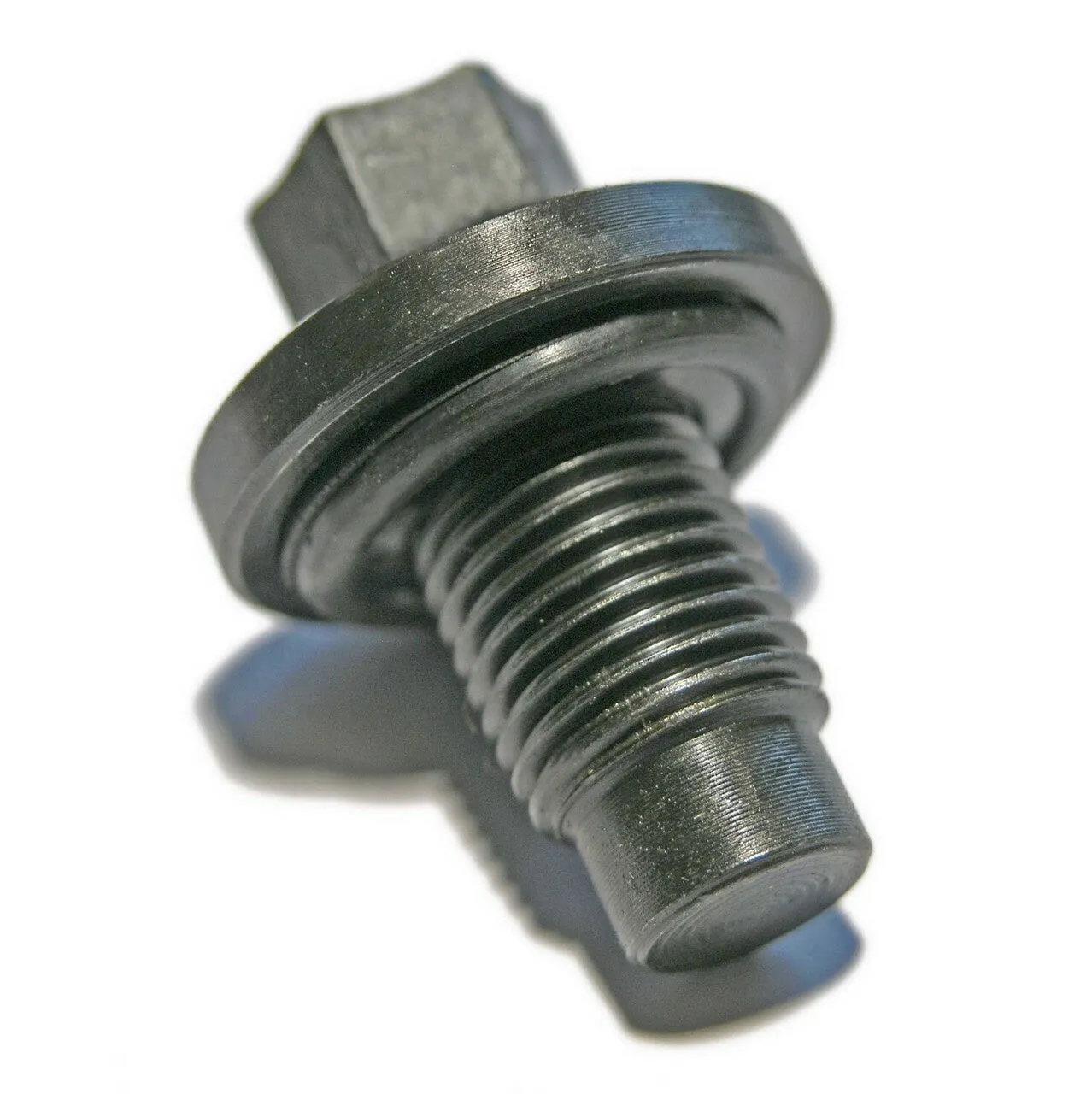 1013938 - Engine Oil Drain Sump Plug