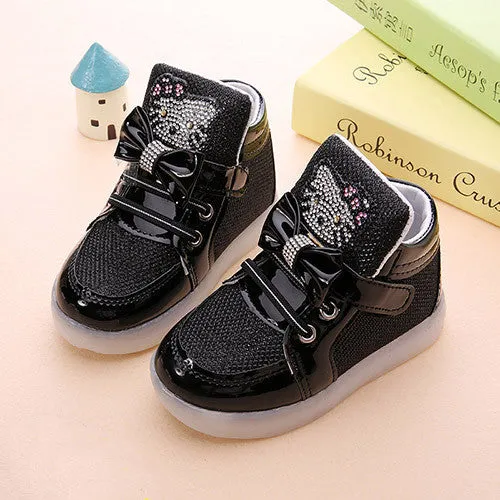 Fashion LED Girls Shoes Baby Shoes Kids Light Up Glowing Sneakers Little Girl Princess Children Shoes Christmas Girl Boots