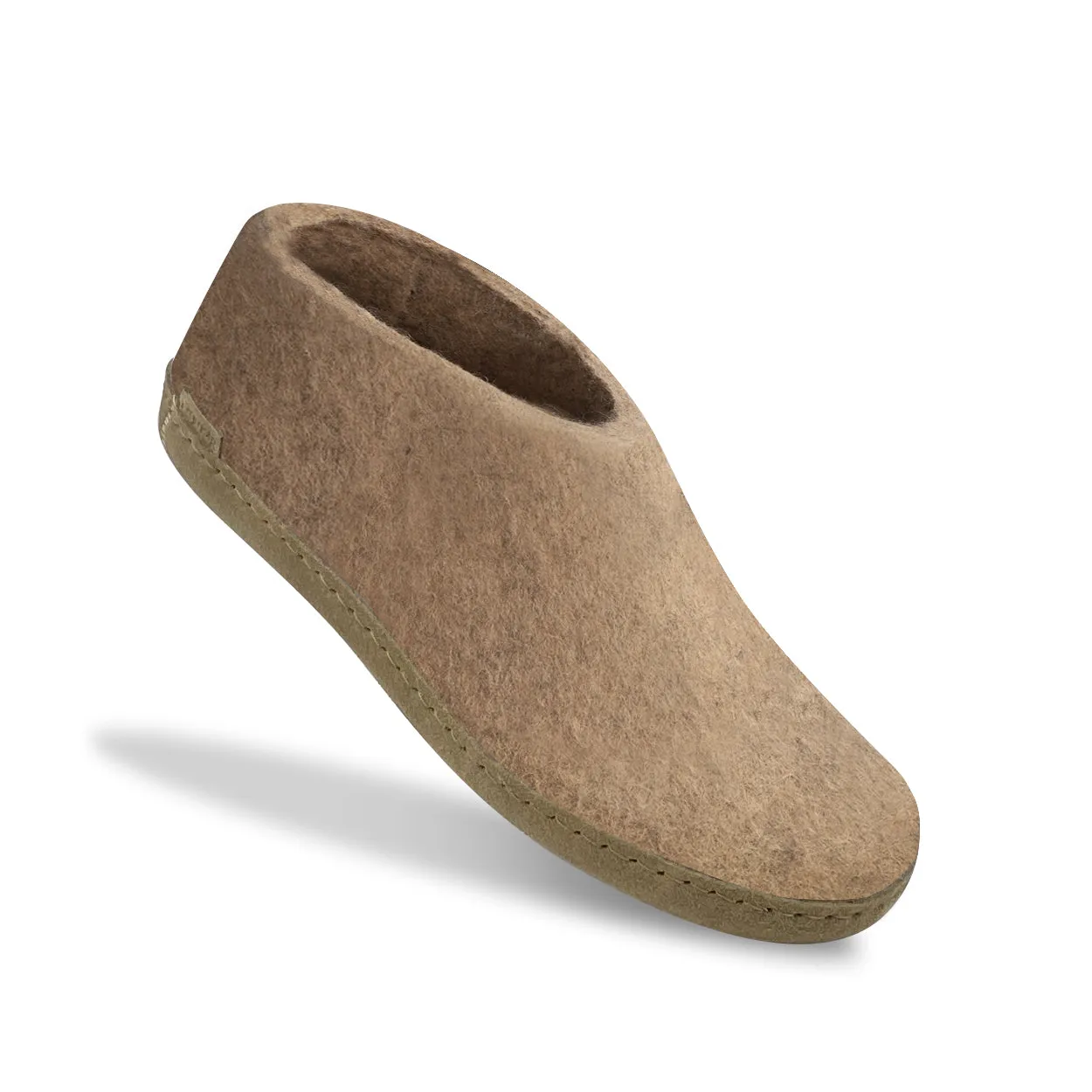 Shoe with leather sole - Sand