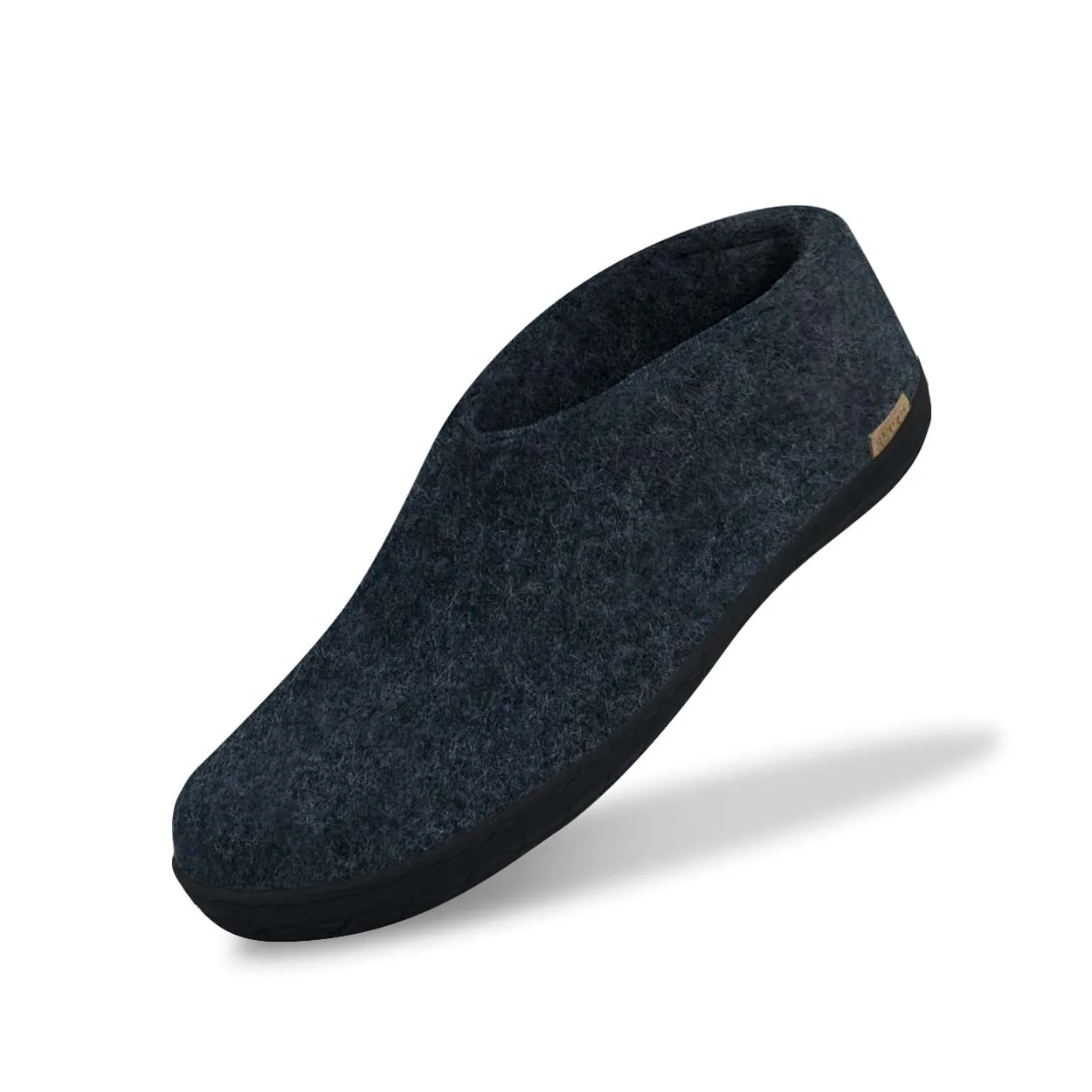 Shoe with natural rubber sole - black - Denim