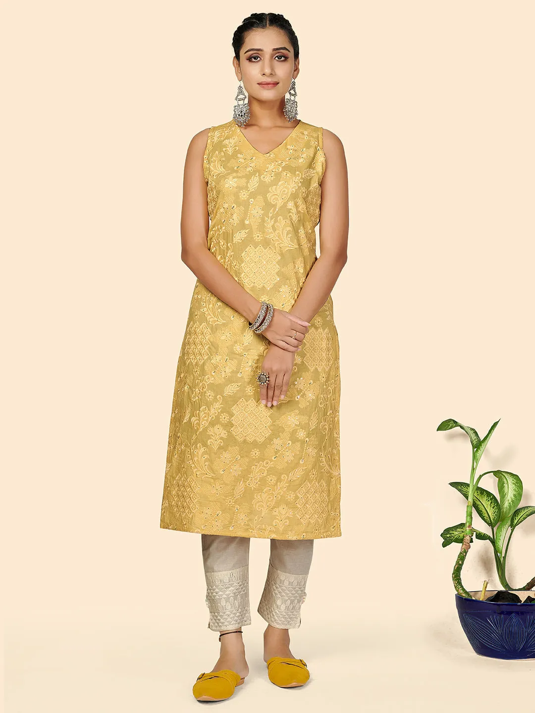 Women'S Embroidered Straight Cotton Yellow Stitched Kurta With Shrug