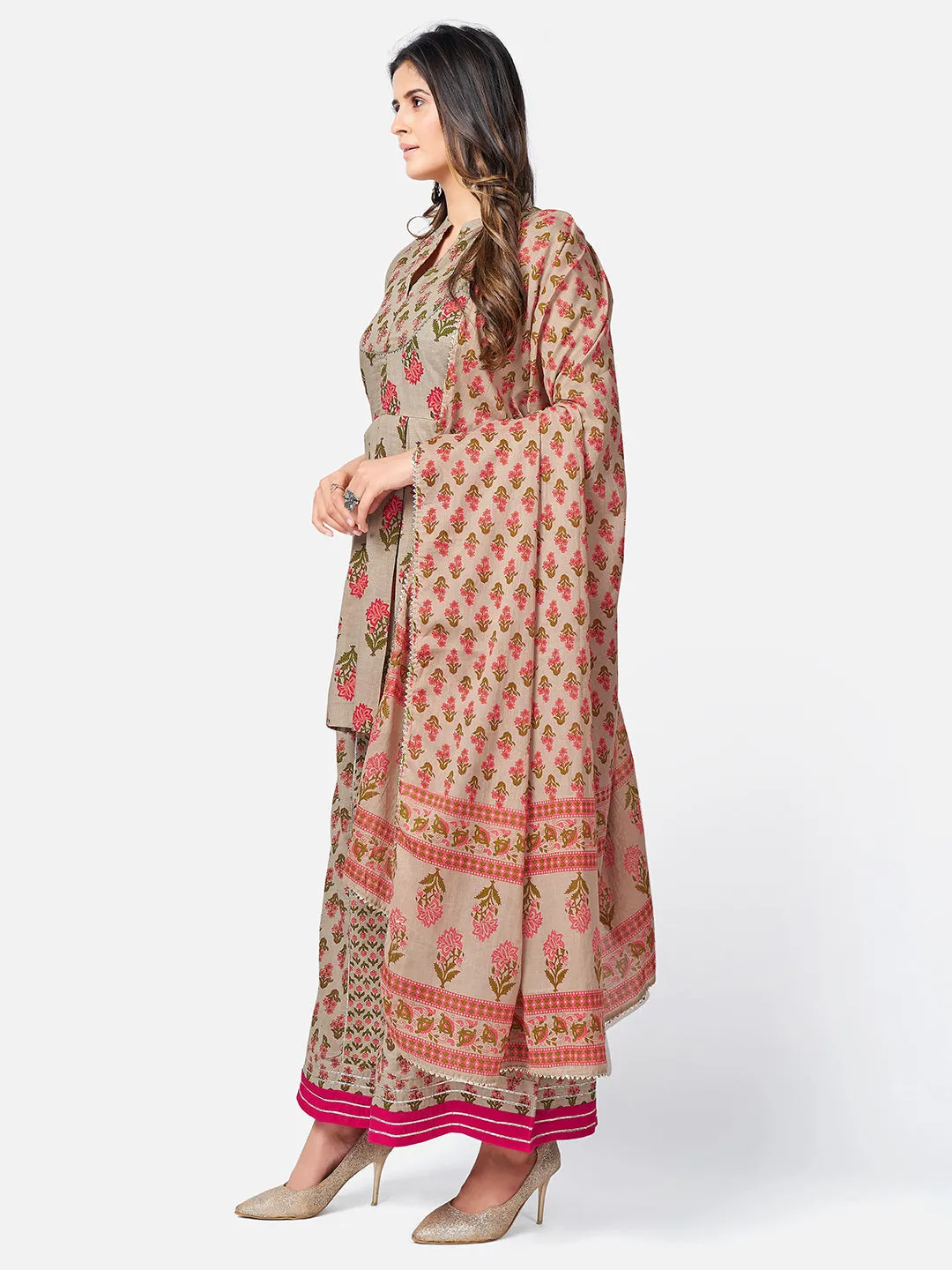 Women'S Floral Print & Sequence Work Round Flared Cotton Light Grey Kurta Pant With Dupatta