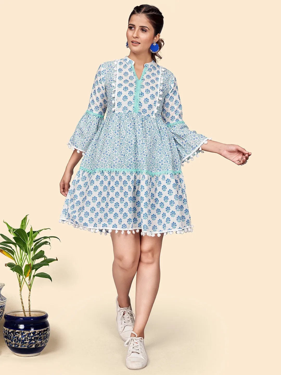 Women'S Floral Print Flared Cotton Blue Stitched Dress