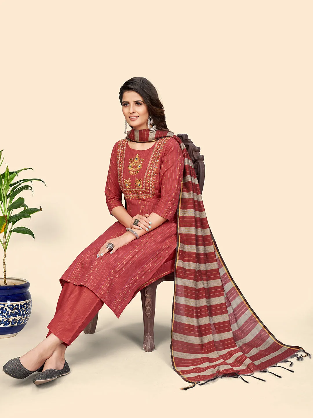 Women'S Print & Embroidered Straight Cotton Coral Stitched Kurta Pant With Dupatta