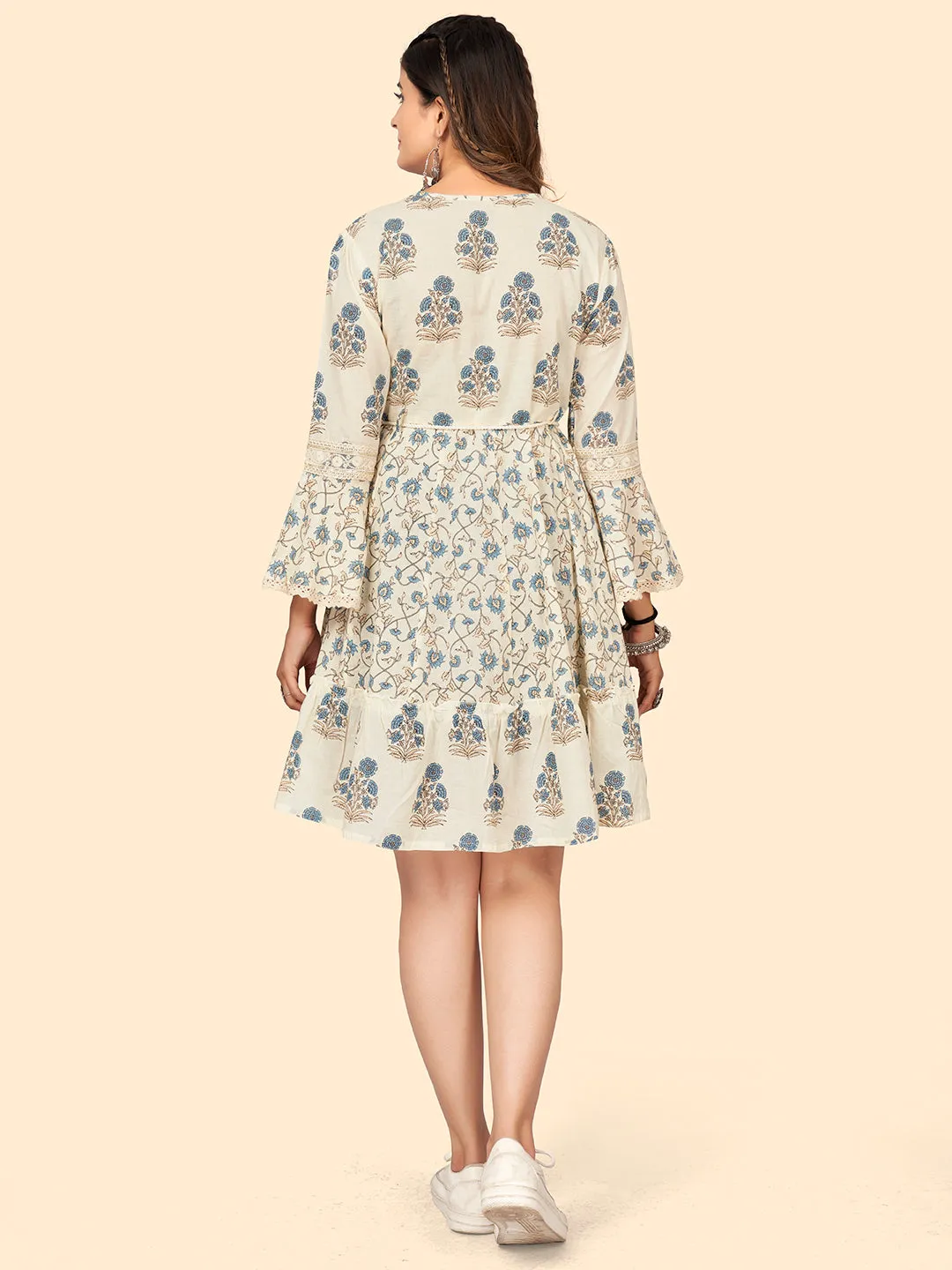 Women'S Print & Lace Work Flared Cotton White Stitched Dress